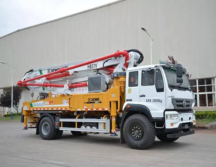 XCMG Factory HB37V Used 37m Concrete Pump Truck - Concrete pump truck: picture 3 XCMG Factory HB37V Used 37m Concrete Pump Truck - Concrete pump truck: picture 3