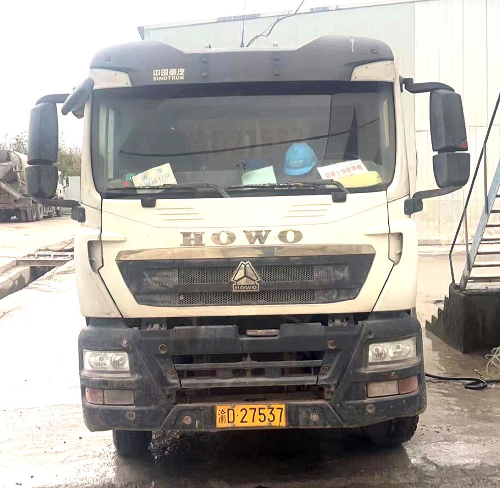 XCMG Official Concrete Machinery Mixer 12m³ G4804B Used Concrete Mixer Truck - Concrete mixer truck: picture 3 XCMG Official Concrete Machinery Mixer 12m³ G4804B Used Concrete Mixer Truck - Concrete mixer truck: picture 3