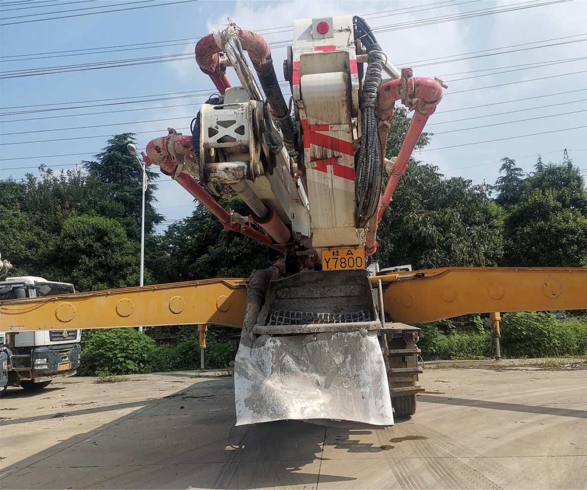 XCMG Official Concrete Machinery Pump HB58V 58m Used Truck-mounted Concrete Pump Price List - Concrete pump truck: picture 5 XCMG Official Concrete Machinery Pump HB58V 58m Used Truck-mounted Concrete Pump Price List - Concrete pump truck: picture 5