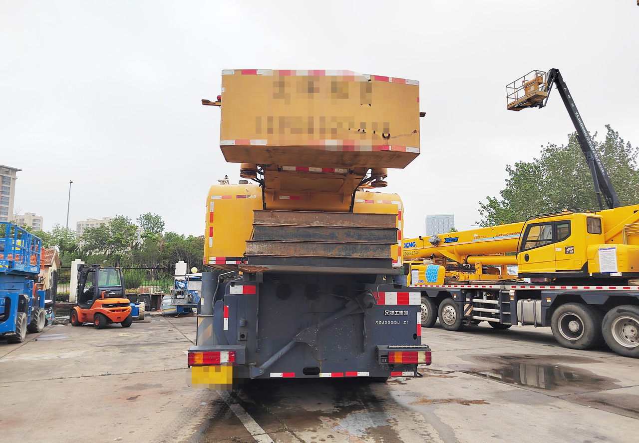 XCMG Official Second Hand 100 Ton Truck Crane XCT100 Hydraulic Mobile Crane Hot Sale - Mobile crane: picture 4 XCMG Official Second Hand 100 Ton Truck Crane XCT100 Hydraulic Mobile Crane Hot Sale - Mobile crane: picture 4