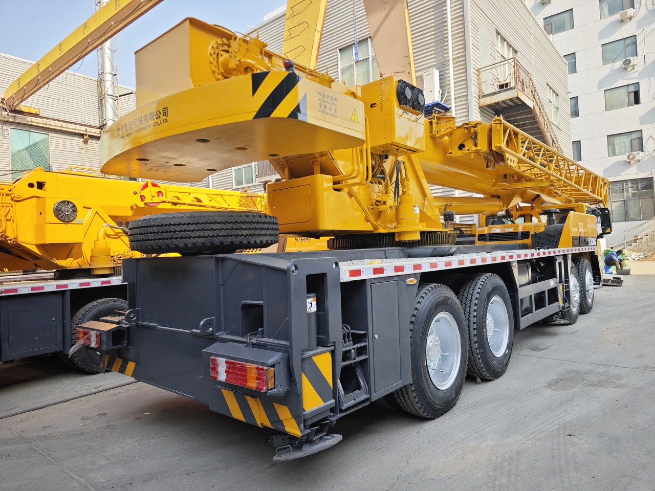 XCMG Official Second Hand Mobile Crane 50 Ton Hydraulic Truck Crane Price - Mobile crane: picture 3 XCMG Official Second Hand Mobile Crane 50 Ton Hydraulic Truck Crane Price - Mobile crane: picture 3
