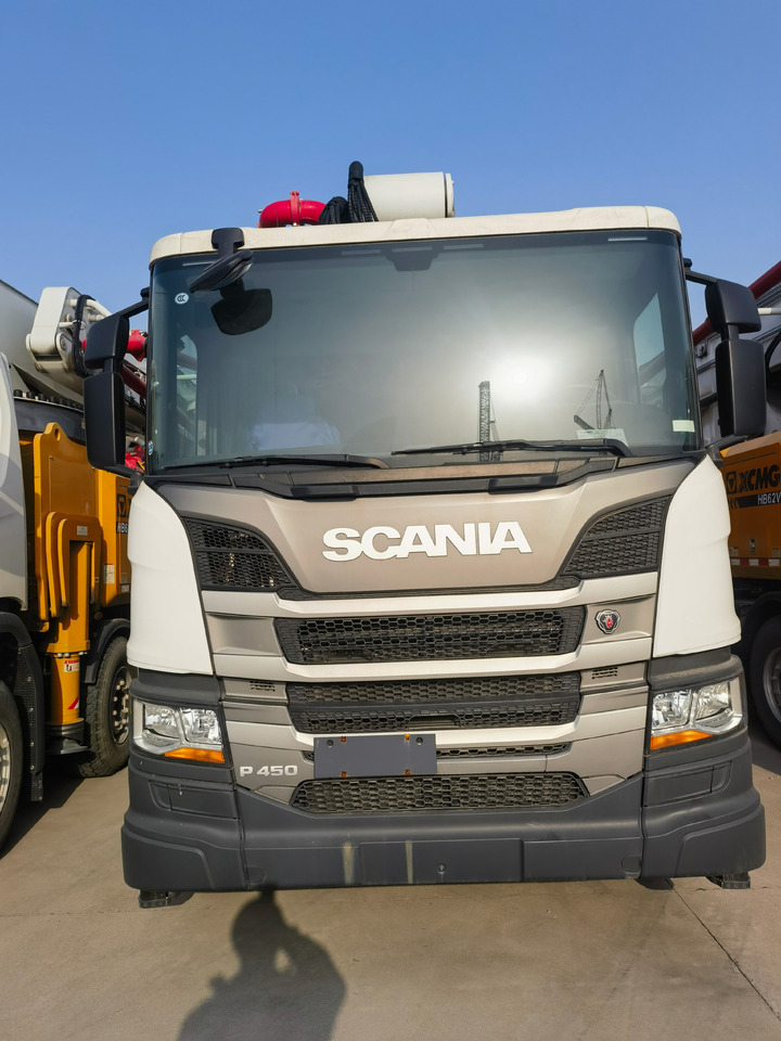 XCMG Official Used Diesel Concrete Pump 62m HB62V Truck-mounted Concrete Pump Hot Sale - Concrete pump truck: picture 3 XCMG Official Used Diesel Concrete Pump 62m HB62V Truck-mounted Concrete Pump Hot Sale - Concrete pump truck: picture 3