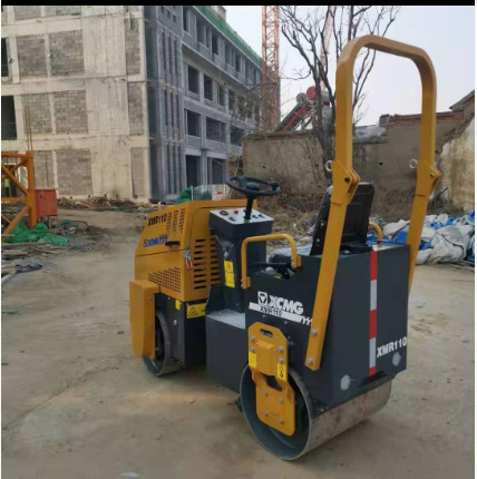 Mini roller XCMG XMR110 1ton samll road roller hydraulic vibratory compator price: picture 6