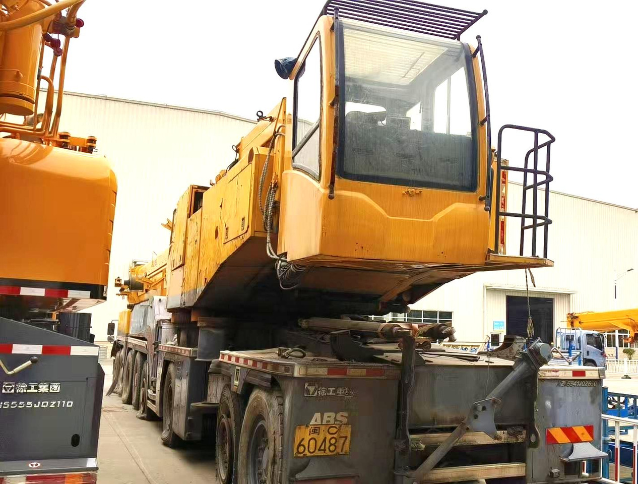 All terrain crane XCMG second hand large ton all terrain crane 650 ton QAY650: picture 8 All terrain crane XCMG second hand large ton all terrain crane 650 ton QAY650: picture 8