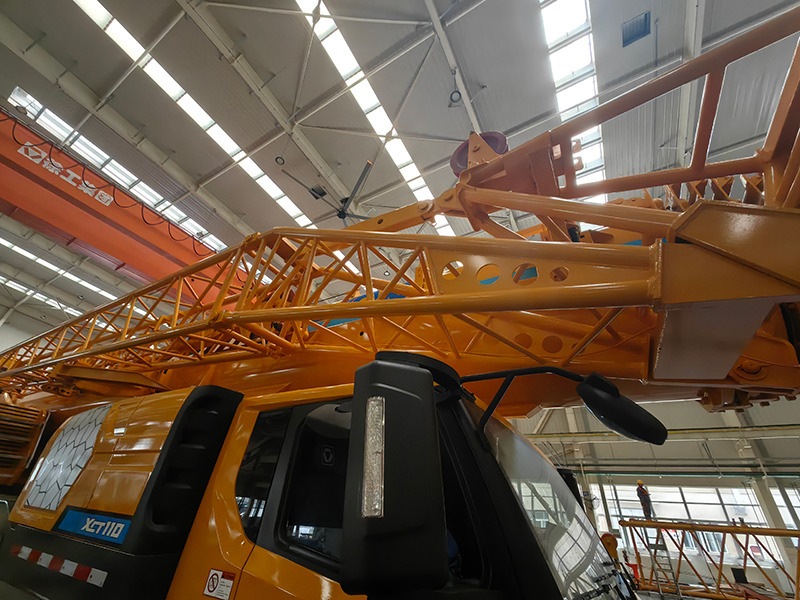 XCMG used XCT110 110ton telescopic boom truck crane mobile for sale - Crane: picture 5 XCMG used XCT110 110ton telescopic boom truck crane mobile for sale - Crane: picture 5