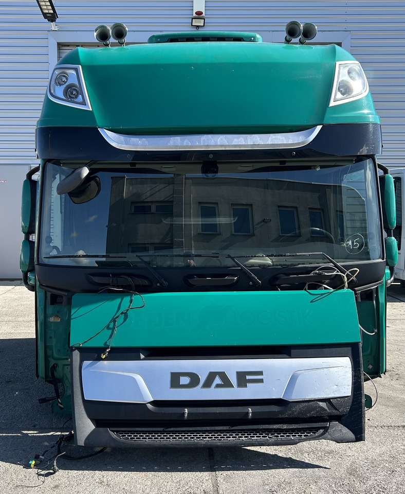 DAF XF 106 SUPER SPACE CAB LIFT truck - Cab for Truck: picture 1 DAF XF 106 SUPER SPACE CAB LIFT truck - Cab for Truck: picture 1