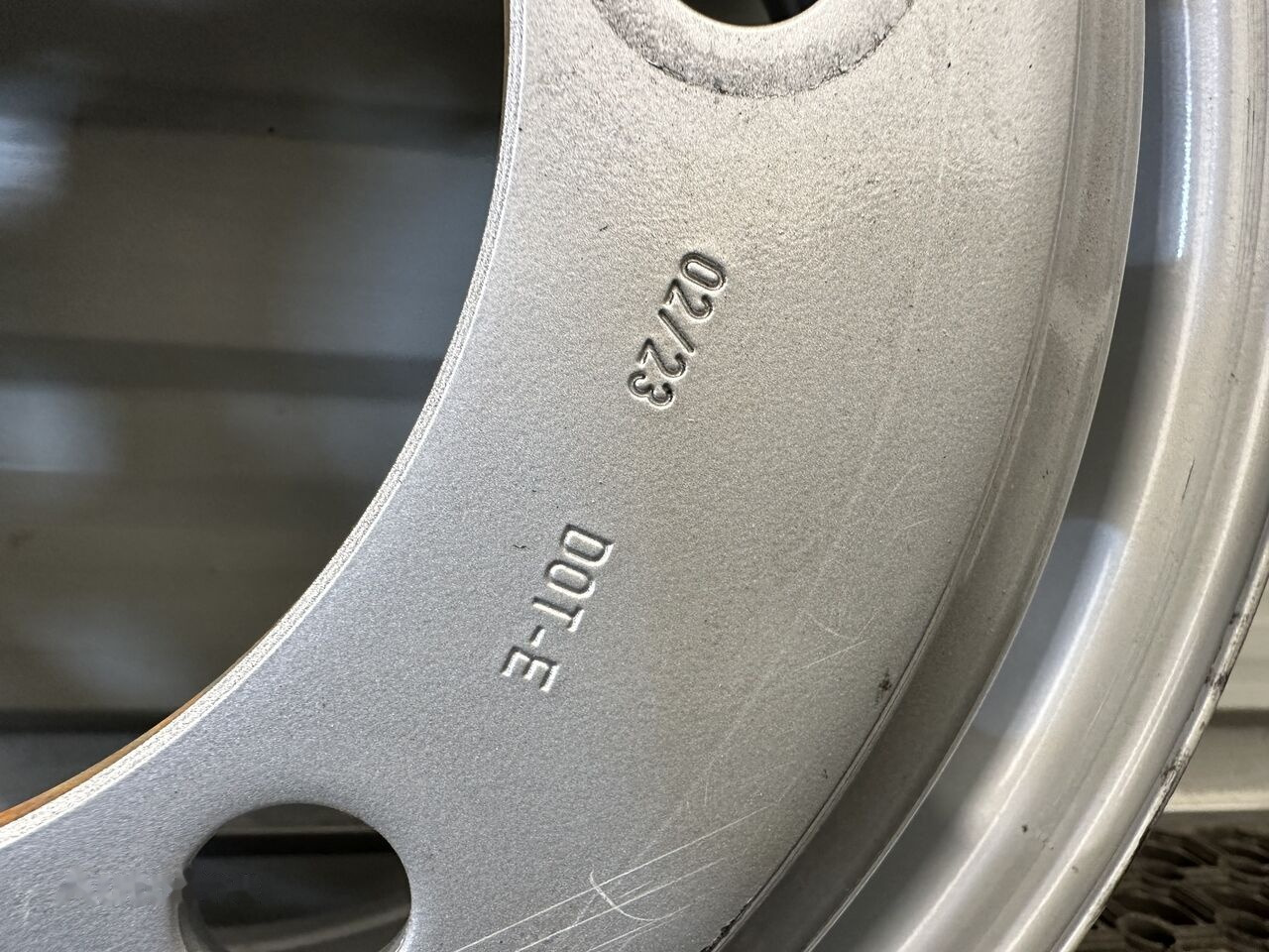 IVECO 6x205 16 IVECO DAILY - Rim for Truck: picture 4 IVECO 6x205 16 IVECO DAILY - Rim for Truck: picture 4