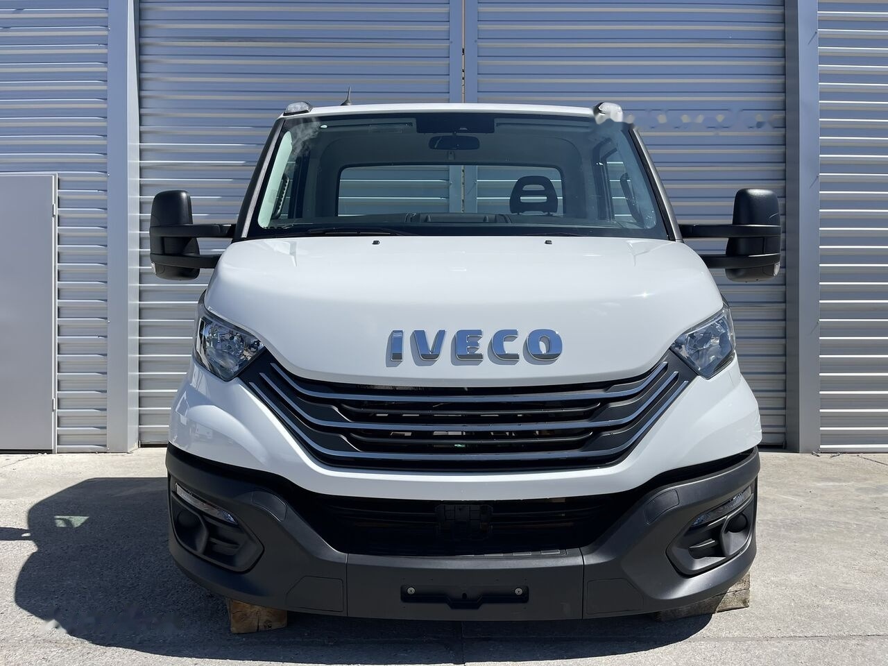 IVECO DAILY VII 72-210 IVECO DAILY 75-210 light - Cab for Van: picture 1 IVECO DAILY VII 72-210 IVECO DAILY 75-210 light - Cab for Van: picture 1