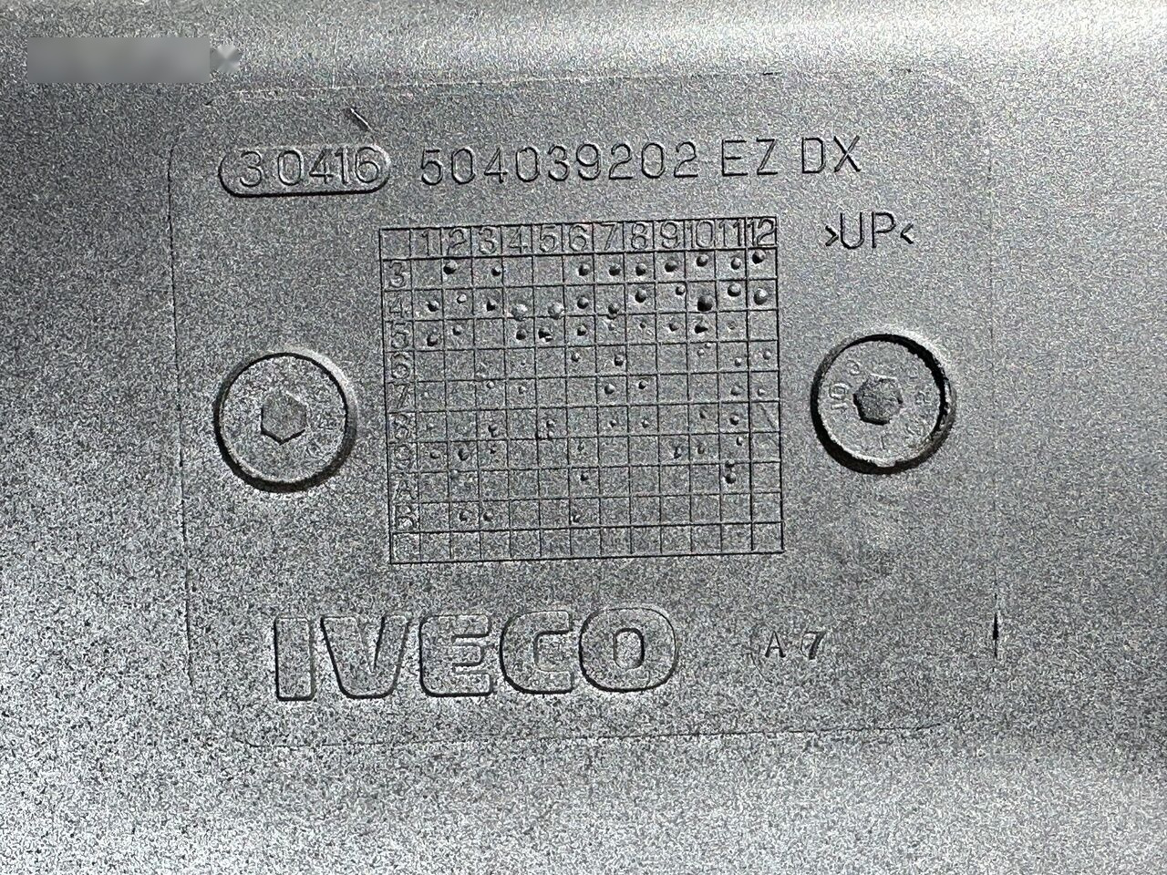 IVECO EUROCARGO 504039202 - Footstep for Truck: picture 3 IVECO EUROCARGO 504039202 - Footstep for Truck: picture 3
