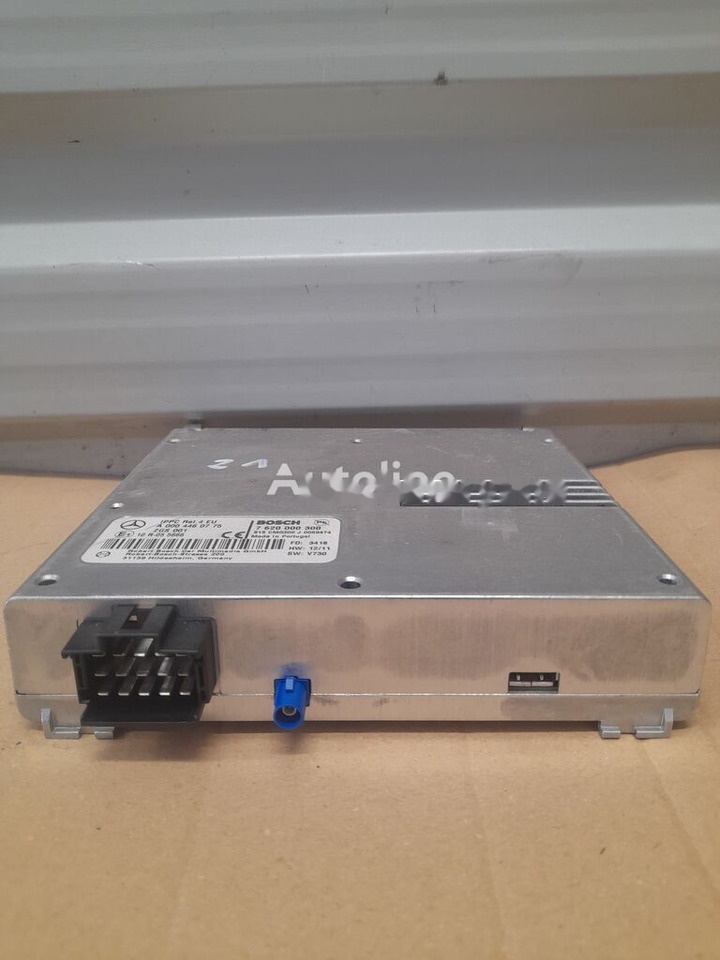 Mercedes-Benz A0004460775 / 7620000300 ACTROS MP4 truck - ECU for Truck: picture 2 Mercedes-Benz A0004460775 / 7620000300 ACTROS MP4 truck - ECU for Truck: picture 2