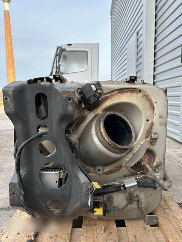 Mercedes-Benz ACTROS MP4 A0084902212   truck - Catalytic converter for Truck: picture 3 Mercedes-Benz ACTROS MP4 A0084902212   truck - Catalytic converter for Truck: picture 3