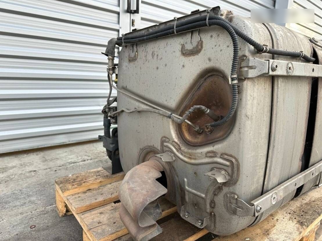 Mercedes-Benz ACTROS MP4 A0084902212   truck - Catalytic converter for Truck: picture 4 Mercedes-Benz ACTROS MP4 A0084902212   truck - Catalytic converter for Truck: picture 4