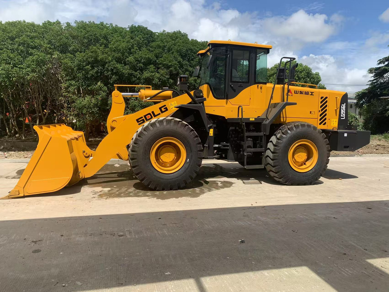 SDLG 5 ton Front Loader LG956L, LG956F, LG958F - Wheel loader: picture 2 SDLG 5 ton Front Loader LG956L, LG956F, LG958F - Wheel loader: picture 2