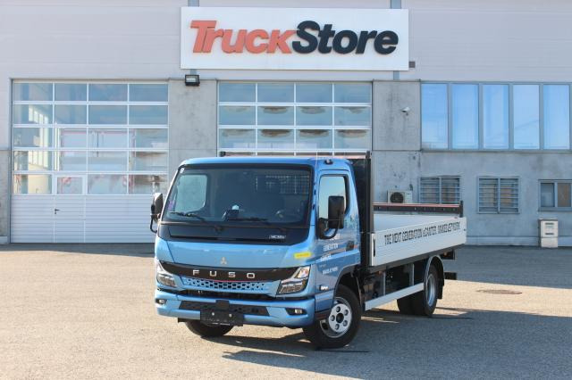FUSO Canter 4C15E M - BATT. - Flatbed van: picture 1 FUSO Canter 4C15E M - BATT. - Flatbed van: picture 1