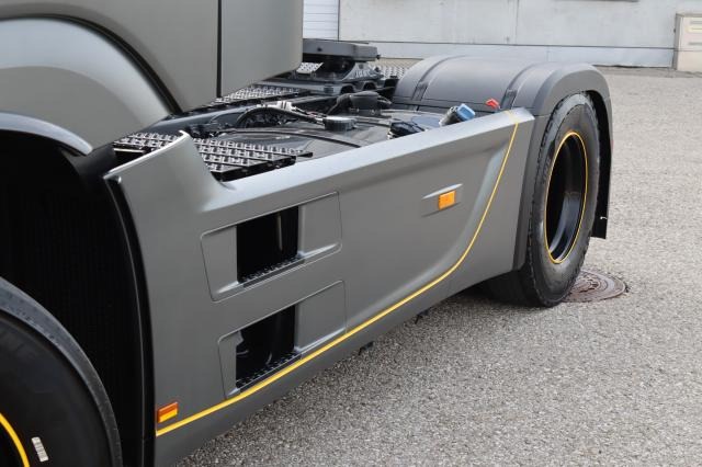 Mercedes-Benz Actros 1853LS EDITION - Tractor unit: picture 4 Mercedes-Benz Actros 1853LS EDITION - Tractor unit: picture 4