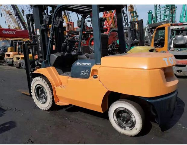 2016 Toyota 7FD50 - Forklift: picture 3 2016 Toyota 7FD50 - Forklift: picture 3
