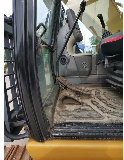Crawler excavator 2018 Caterpillar 315D: picture 6