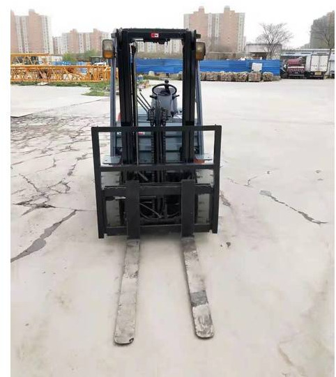 2019 Toyota 8FD30 - Forklift: picture 3 2019 Toyota 8FD30 - Forklift: picture 3