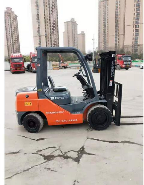 2019 Toyota 8FD30 - Forklift: picture 4 2019 Toyota 8FD30 - Forklift: picture 4