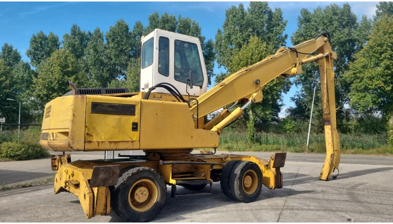 Excavator Liebherr A922 Li: picture 7