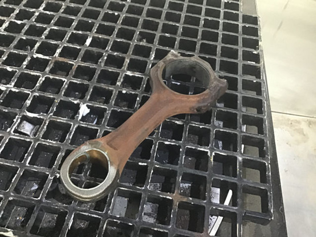 Liebherr Conrod - Engine and parts: picture 2 Liebherr Conrod - Engine and parts: picture 2