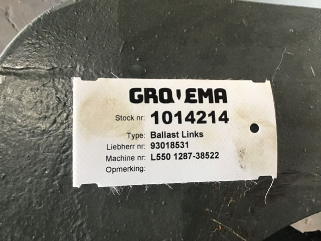 Liebherr Counterweight Left - Counterweight for Agricultural machinery: picture 4 Liebherr Counterweight Left - Counterweight for Agricultural machinery: picture 4