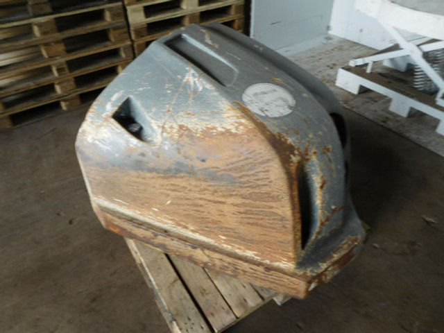 Liebherr Counterweight - Counterweight for Construction machinery: picture 1 Liebherr Counterweight - Counterweight for Construction machinery: picture 1
