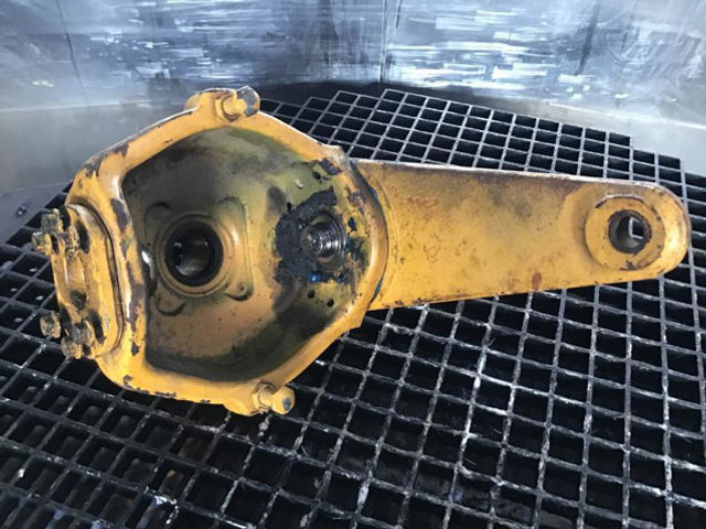 Liebherr L509 - Steering knuckle: picture 2 Liebherr L509 - Steering knuckle: picture 2
