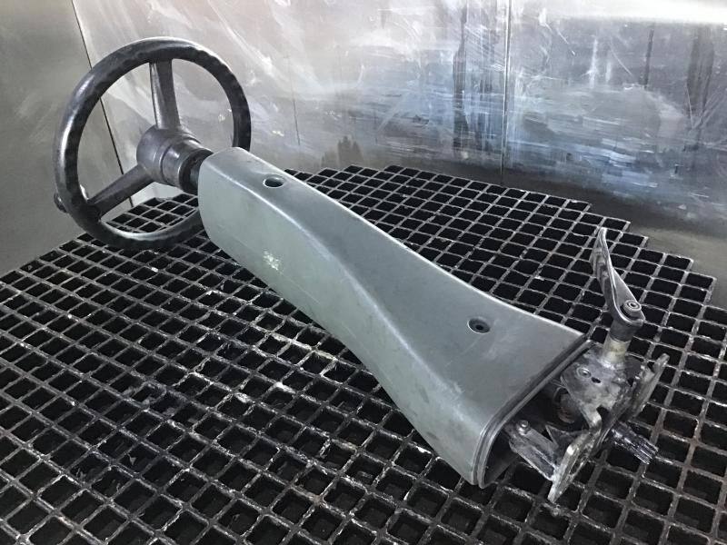 Liebherr L524 / L528 - Steering column: picture 2 Liebherr L524 / L528 - Steering column: picture 2