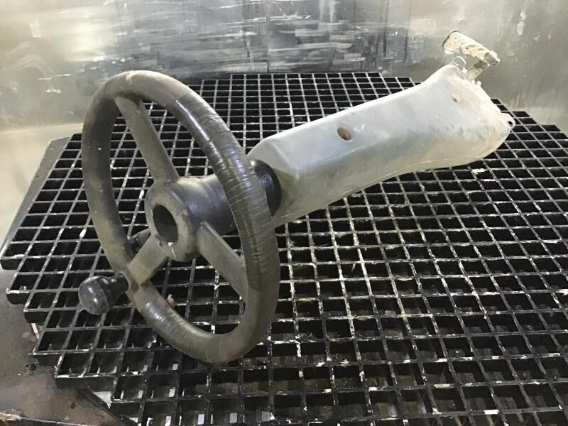 Liebherr L524 / L528 - Steering column: picture 1 Liebherr L524 / L528 - Steering column: picture 1