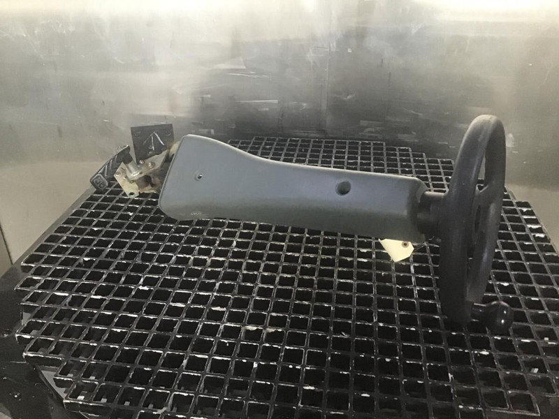 Liebherr L550 / L556 / L566 / L576 / L580 / L586 - Steering column: picture 2 Liebherr L550 / L556 / L566 / L576 / L580 / L586 - Steering column: picture 2