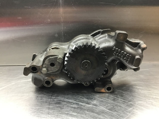 Liebherr Oil Pump - Oil pump: picture 1 Liebherr Oil Pump - Oil pump: picture 1