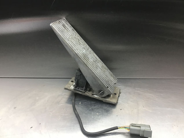 Liebherr Pedal - Pedal: picture 2 Liebherr Pedal - Pedal: picture 2