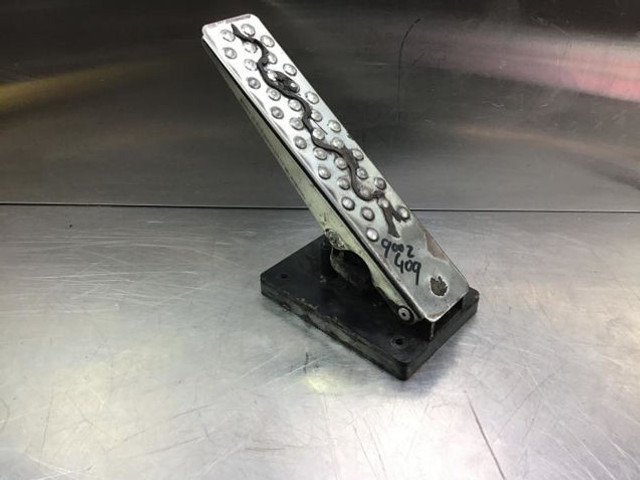 Liebherr Pedal - Pedal: picture 1 Liebherr Pedal - Pedal: picture 1