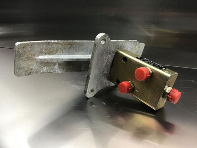 Liebherr Pilot Control Unit - Pedal: picture 4 Liebherr Pilot Control Unit - Pedal: picture 4