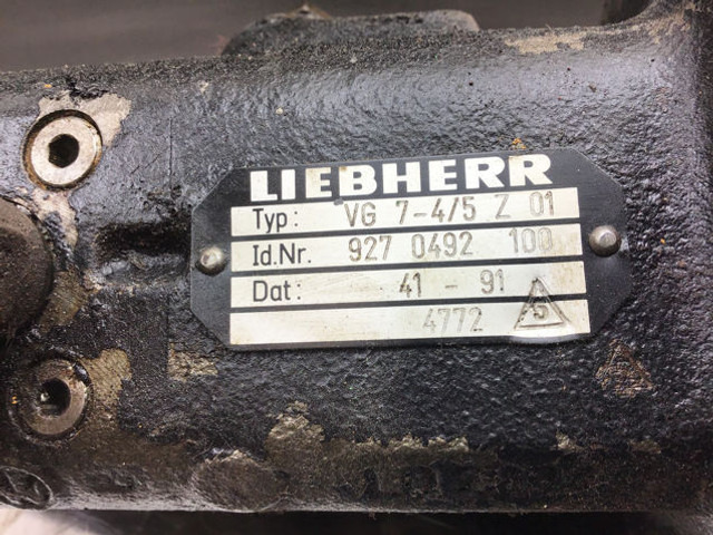 Liebherr Pilot Control Unit - Gear stick: picture 3 Liebherr Pilot Control Unit - Gear stick: picture 3