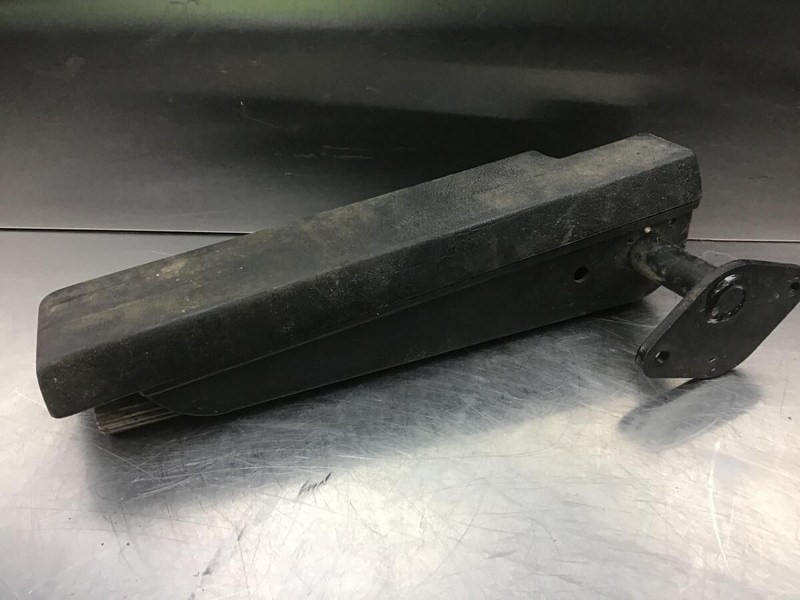 Liebherr R914STD - Cab and interior: picture 3 Liebherr R914STD - Cab and interior: picture 3