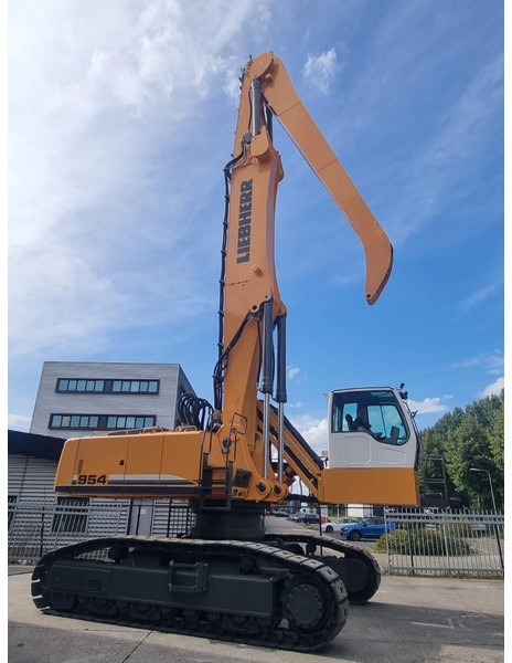 Liebherr R954C - Waste/ Industry handler: picture 4 Liebherr R954C - Waste/ Industry handler: picture 4