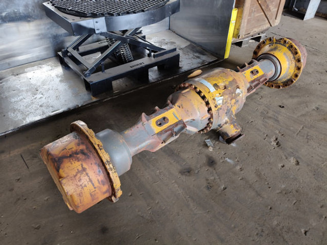 Liebherr Rear Axle - Axle and parts: picture 3 Liebherr Rear Axle - Axle and parts: picture 3
