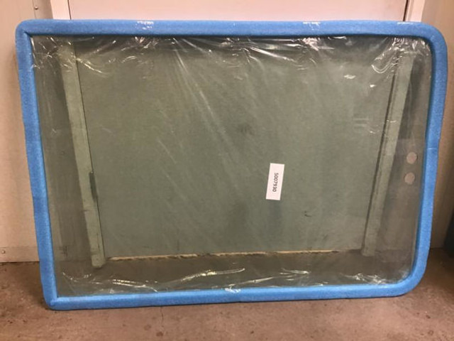 Liebherr Window Glass - Window and parts: picture 3 Liebherr Window Glass - Window and parts: picture 3