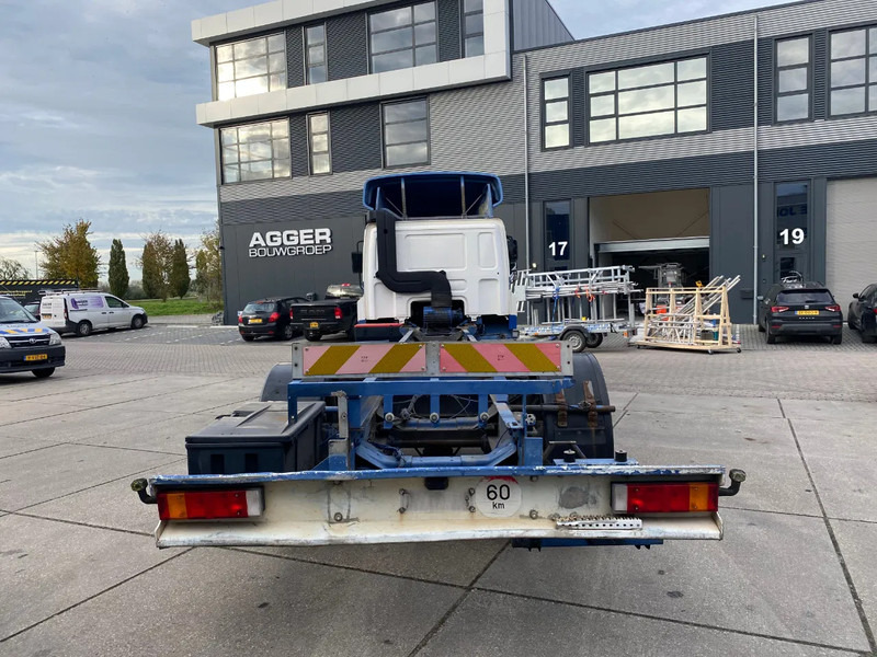 DAF CF 75.310 / Manual / Euro 3 - Cab chassis truck: picture 5 DAF CF 75.310 / Manual / Euro 3 - Cab chassis truck: picture 5