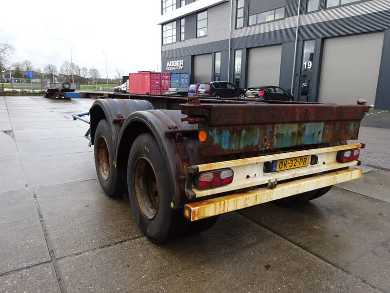 Container transporter/ Swap body semi-trailer Groenewegen 20 FT Chassis / Steel Suspension / Double Tyres: picture 6