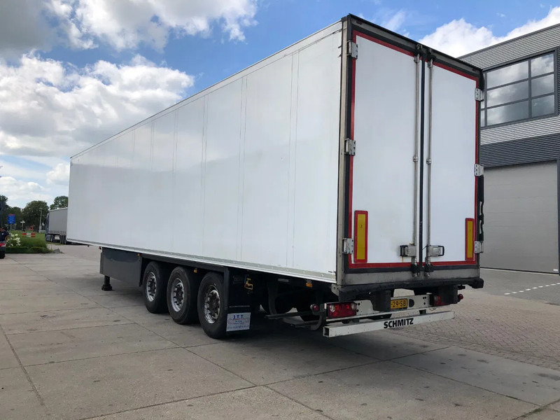 Schmitz Cargobull SCB*3SB Frigo / Vector 1350 / SAF + Disc - Refrigerator semi-trailer: picture 3 Schmitz Cargobull SCB*3SB Frigo / Vector 1350 / SAF + Disc - Refrigerator semi-trailer: picture 3