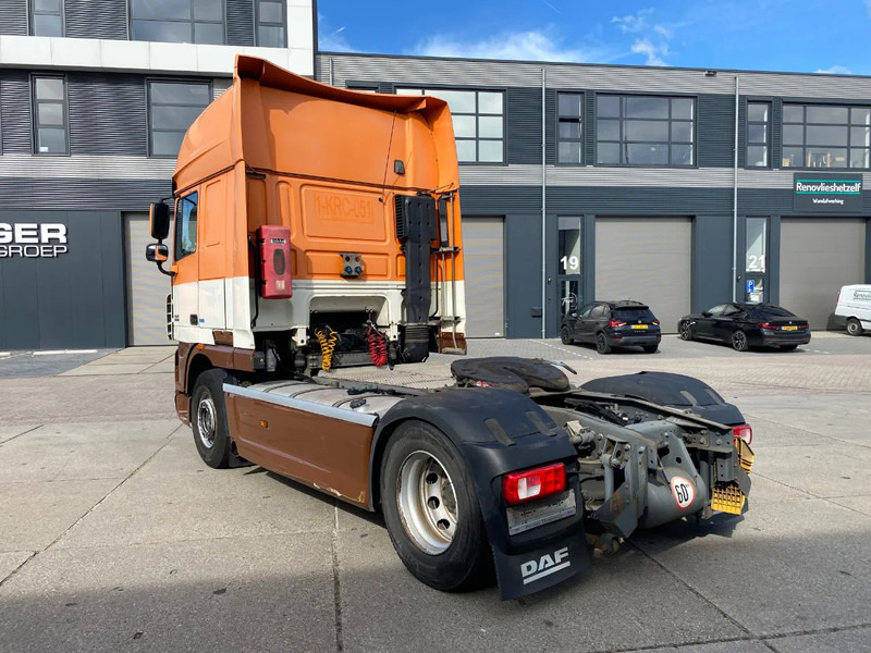 DAF XF 105.460 SSC / 2x Tank / Euro 5 / ADR / BE-Truck / Full Spoilers - Tractor unit: picture 4 DAF XF 105.460 SSC / 2x Tank / Euro 5 / ADR / BE-Truck / Full Spoilers - Tractor unit: picture 4