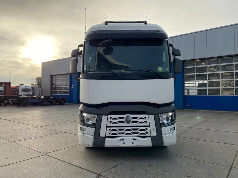 Renault T460 / Automatic / Full Spoilers / PTO - Tractor unit: picture 2 Renault T460 / Automatic / Full Spoilers / PTO - Tractor unit: picture 2