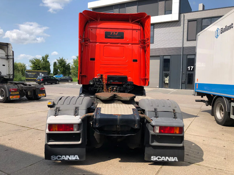 Scania R124-420 / Manual / Euro 3 - Tractor unit: picture 5 Scania R124-420 / Manual / Euro 3 - Tractor unit: picture 5