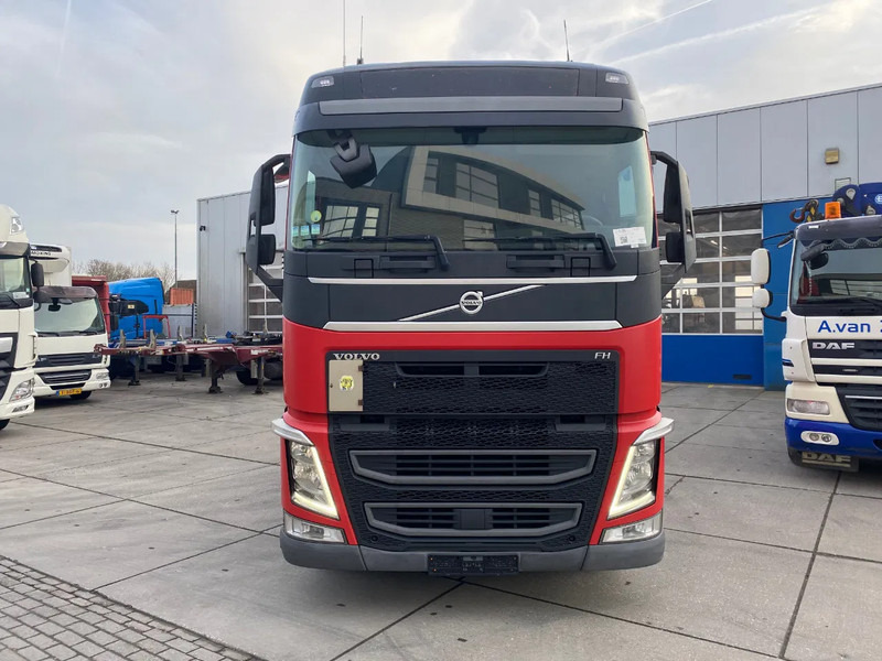 Volvo FH 13.420 / Globetrotter / 2x Tank / Euro 6 - Tractor unit: picture 2 Volvo FH 13.420 / Globetrotter / 2x Tank / Euro 6 - Tractor unit: picture 2
