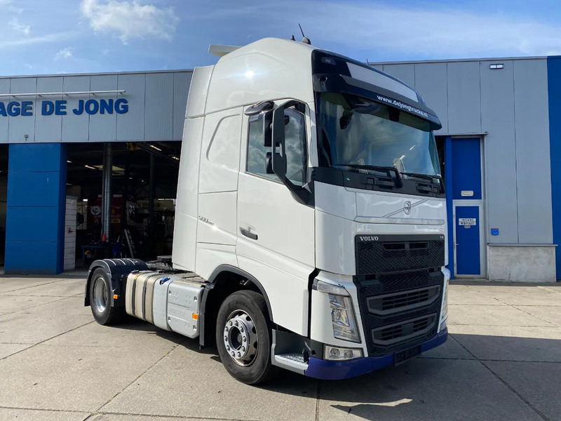 Volvo FH 13.500 Globetrotter XL / I-Park Cool / 2x Tank / Euro 6D - Tractor unit: picture 3 Volvo FH 13.500 Globetrotter XL / I-Park Cool / 2x Tank / Euro 6D - Tractor unit: picture 3