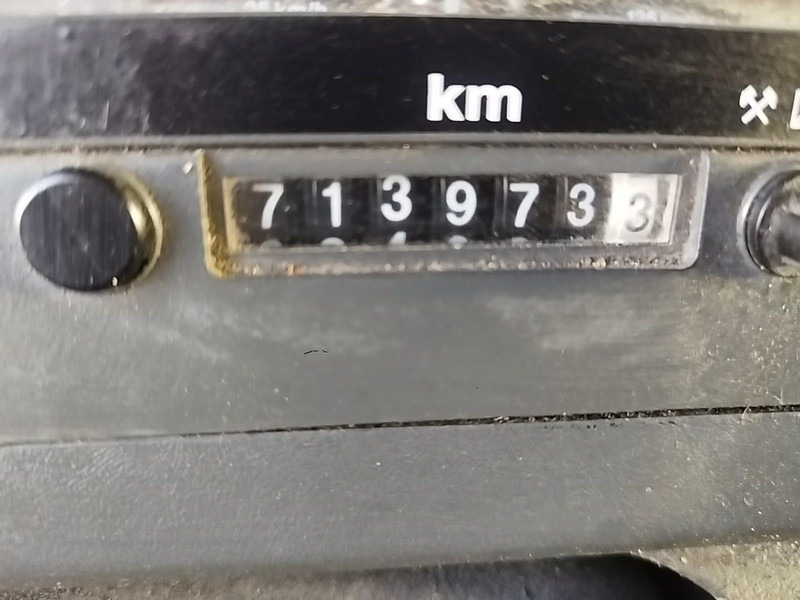 Tractor unit Scania P114-380 Manual + Retarder: picture 8 Tractor unit Scania P114-380 Manual + Retarder: picture 8