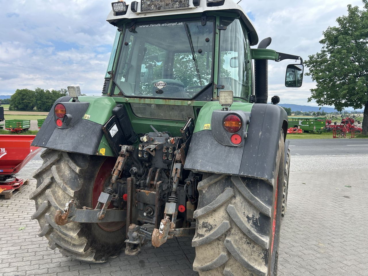 Fendt 411 Vario - Farm tractor: picture 3 Fendt 411 Vario - Farm tractor: picture 3